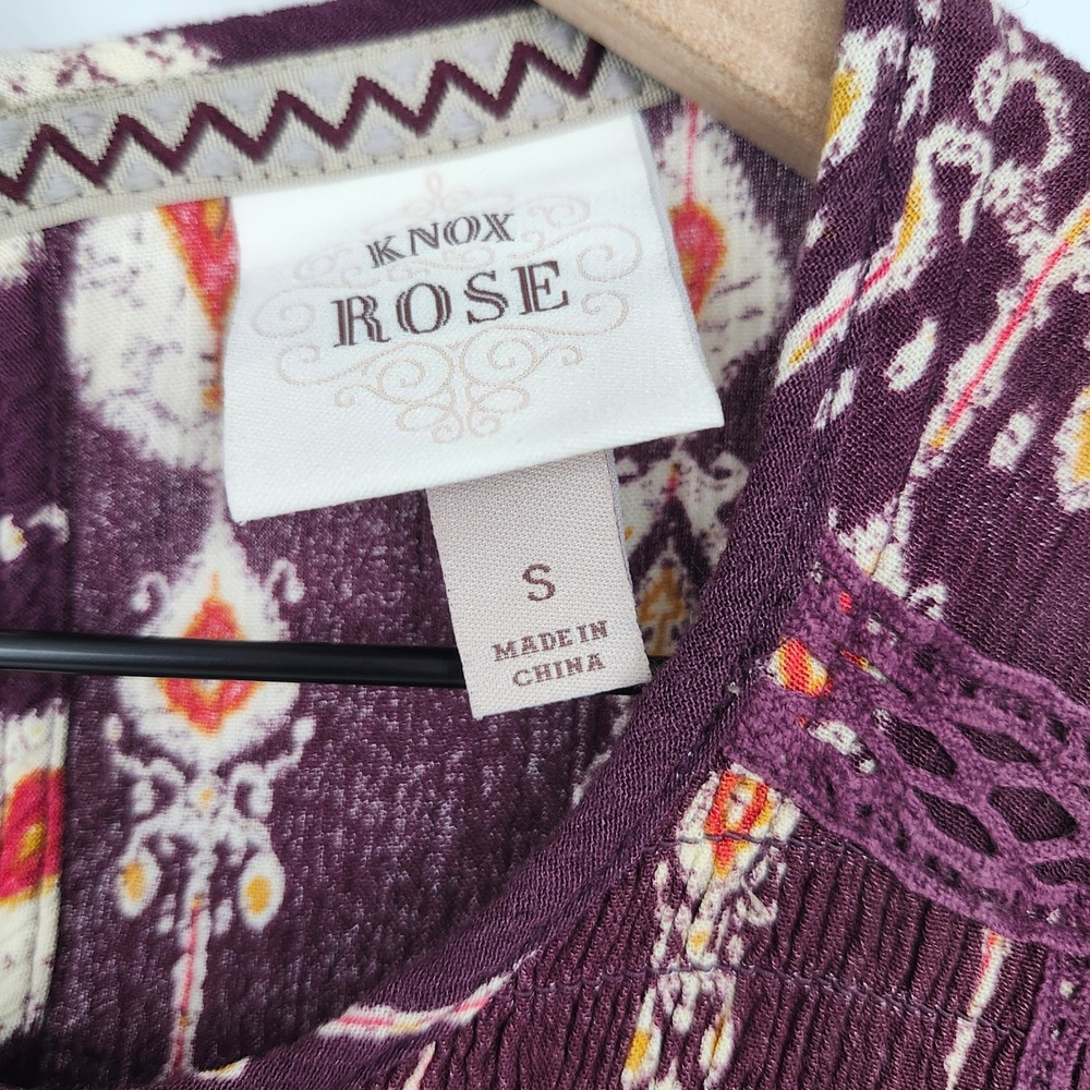 Knox Rose Earthy Indie Boho Ikat Dress Size S Purple Smocked Crochet Lace - Picture 3 of 6